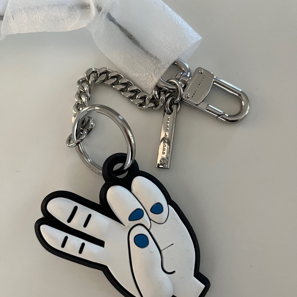 Marc Jacobs + Anna Sui collaboration Peace blue nails keyring BAG CHARM